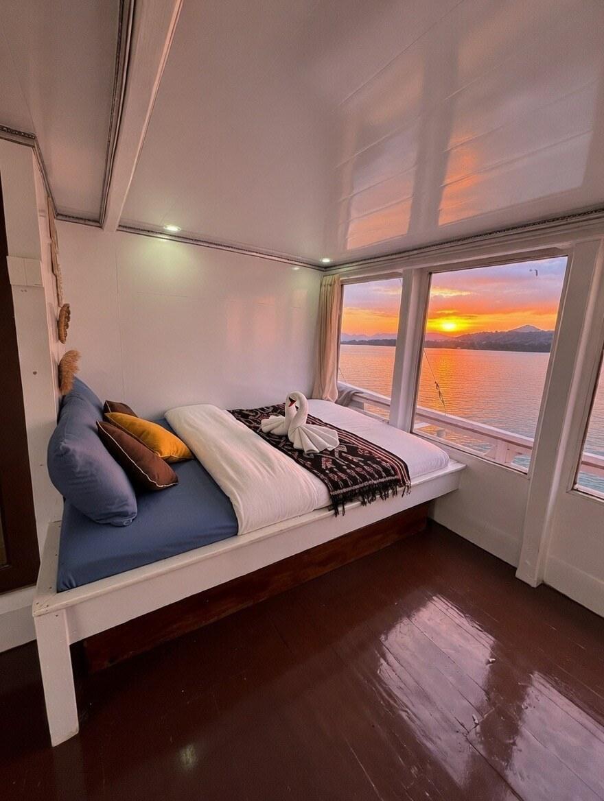 Jember — Private Cabin – King Cirox 2 Phinisi
