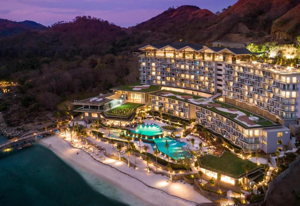 AYANA Komodo Resort, Waecicu Beach, Labuan Bajo